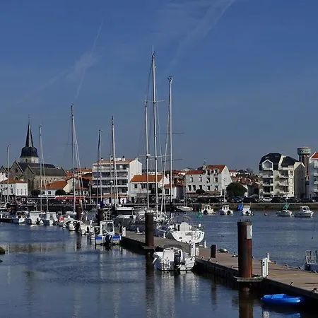 Emplacement Ideal 200m De La Appartement *