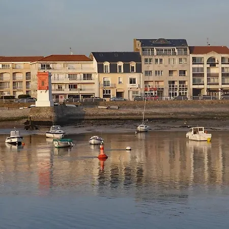 Un à 200 M De La à Jean De Monts Appartement *
