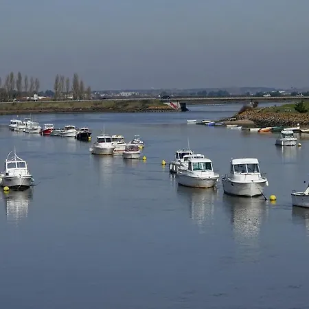 Apartament Emplacement Ideal 200m De La